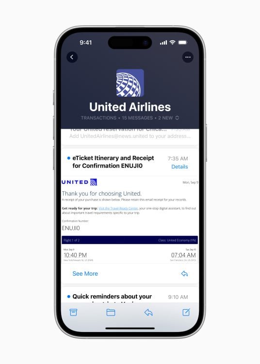 Digest View in the Mail app showing information about a United flight