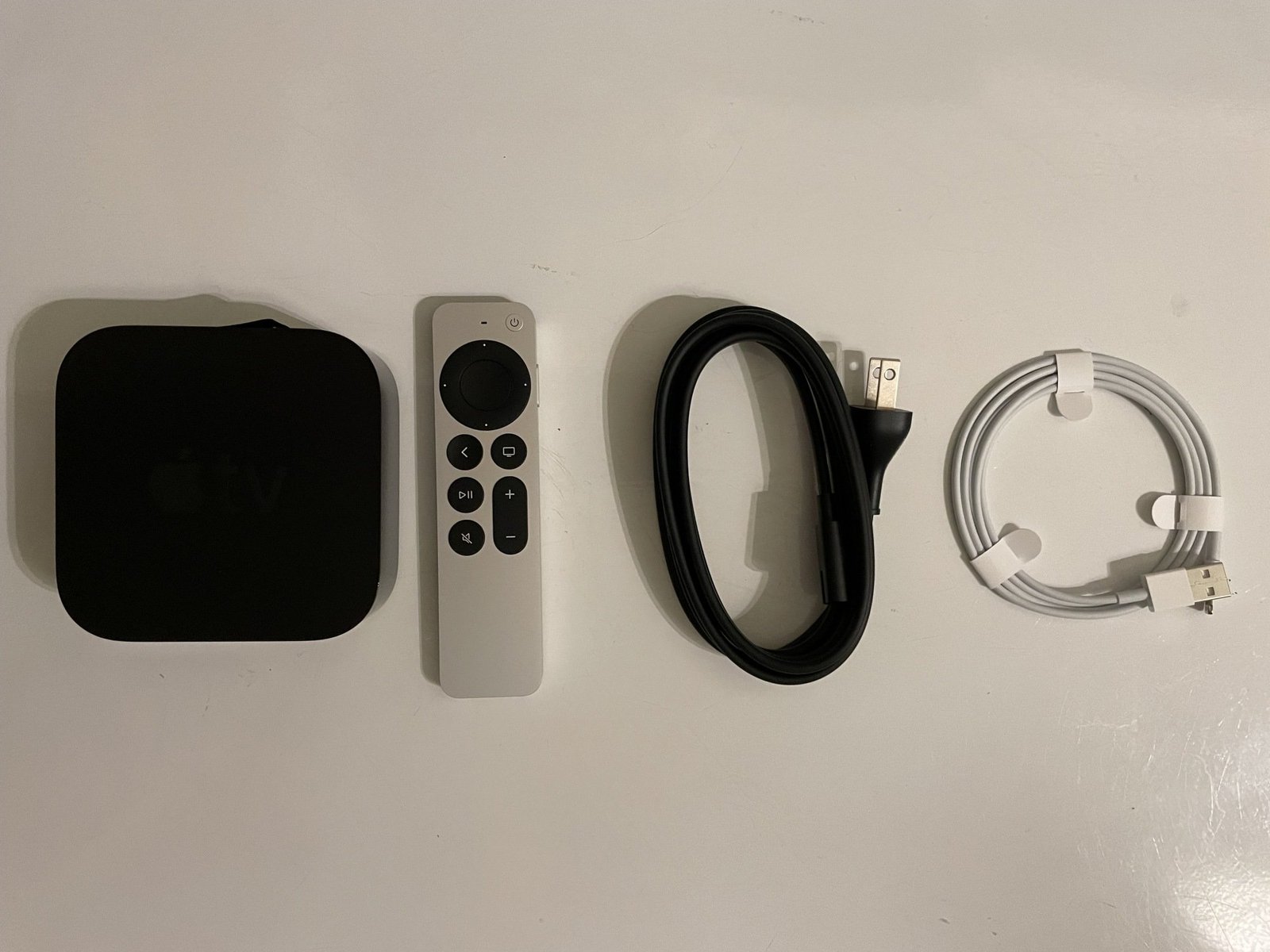 Image of the contents of the Apple TV box